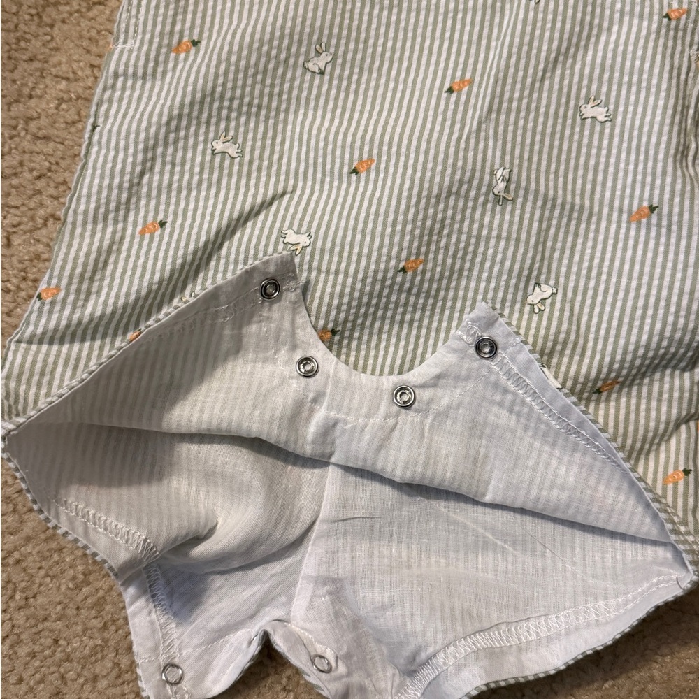 Baby Essentials NWOT Green Striped Bunny Overalls Romper with White Shirt, 12m - Picture 6 of 6